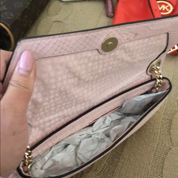 Cute Kate Spade light pink leather bag (small) - Picture 3 of 3